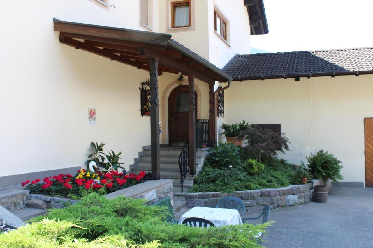 Gruberhof Bed & Breakfast Postal / Burgstall